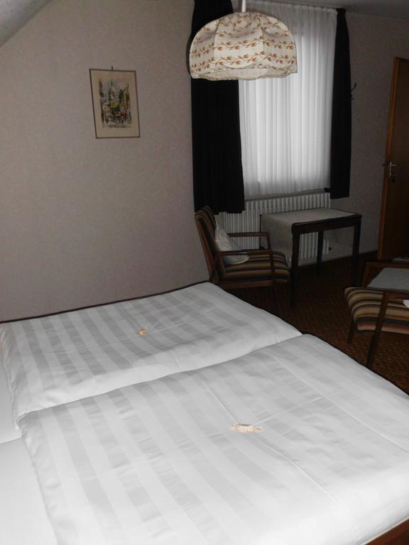 Finken, Gaestezimmer An Der Rench Опенау Стая снимка